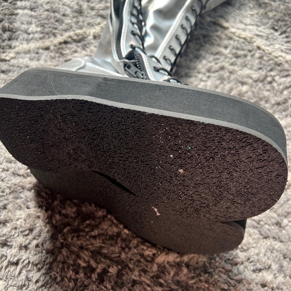 LIKE NEW Demonia thigh high lace up boots - Picture 5 of 5